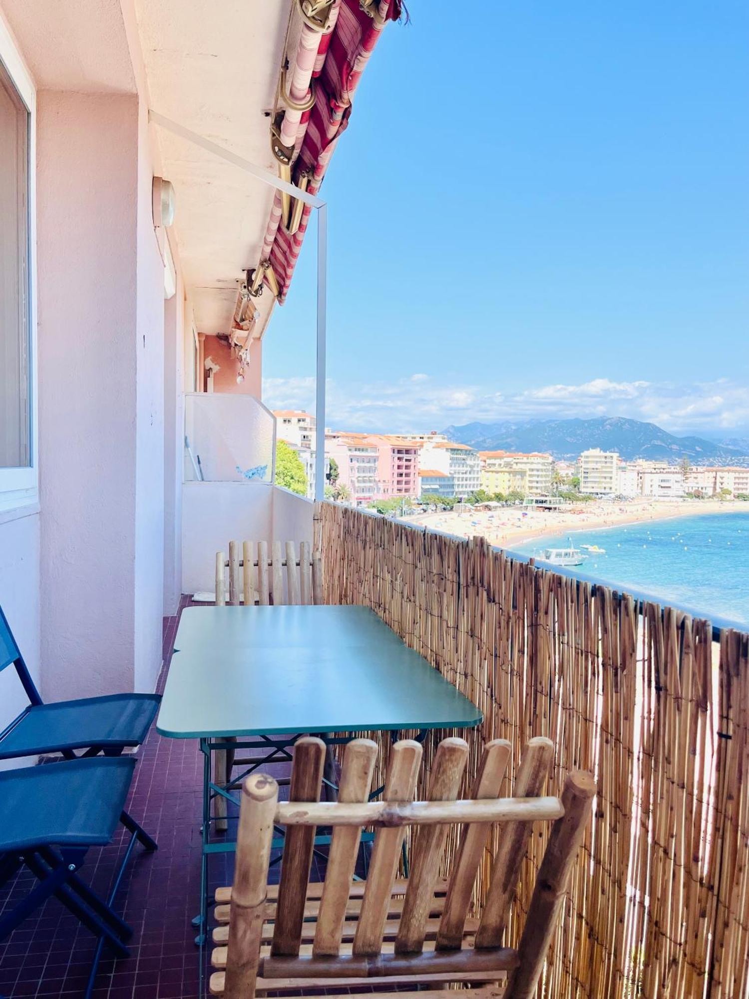 Front De Mer Beau T3 Climatise Balcon Parking Ajaccio Ajaccio  Kültér fotó